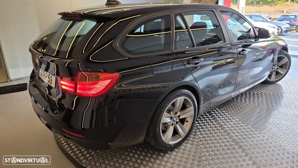 BMW 318 d Touring Aut. Sport Line - 22