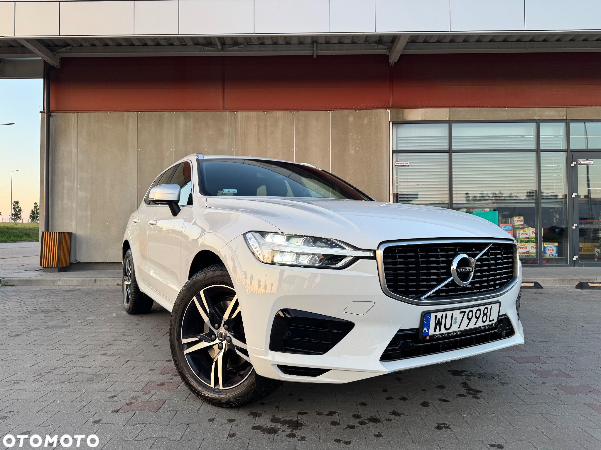 Volvo XC 60 D3 R-Design - 1
