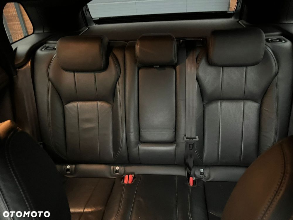 Land Rover Range Rover Evoque 2.0 D180 mHEV R-Dynamic SE - 19