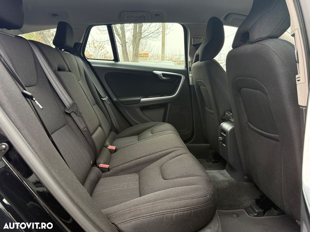 Volvo V60 DRIVe Geartronic Powershift - 24