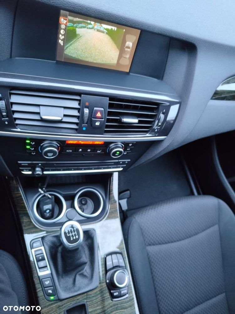 BMW X3 xDrive20d - 24