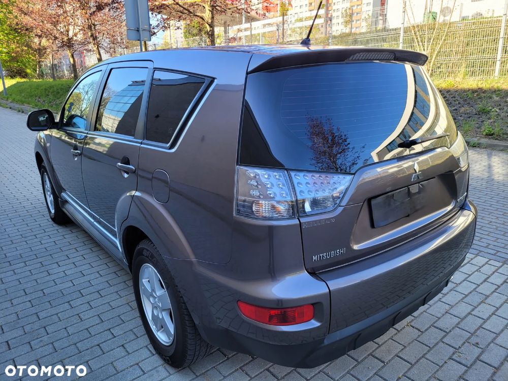 Mitsubishi Outlander 2.0 2WD Edition - 8