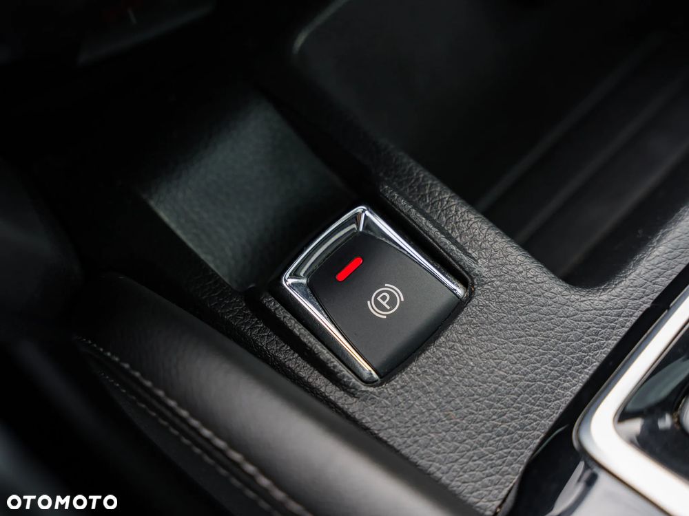 Nissan Qashqai 1.6 dCi Xtronic TEKNA+ - 41