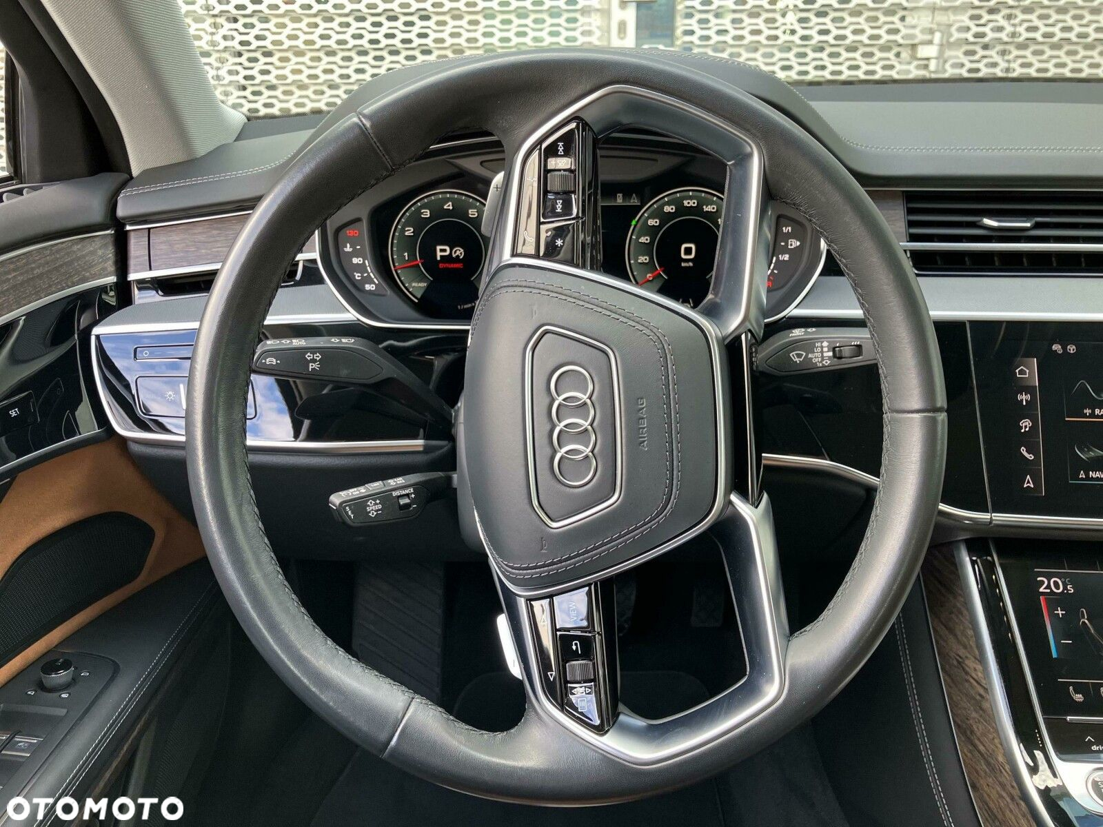 Audi A8 - 12