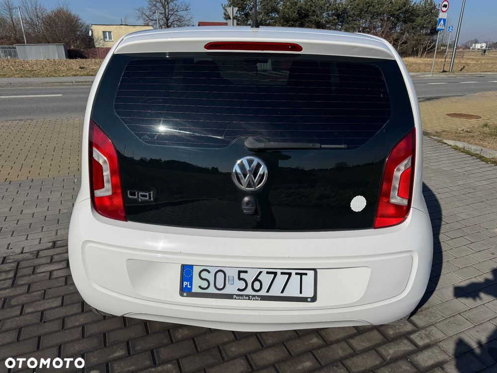 Volkswagen up! 1.0 street - 16