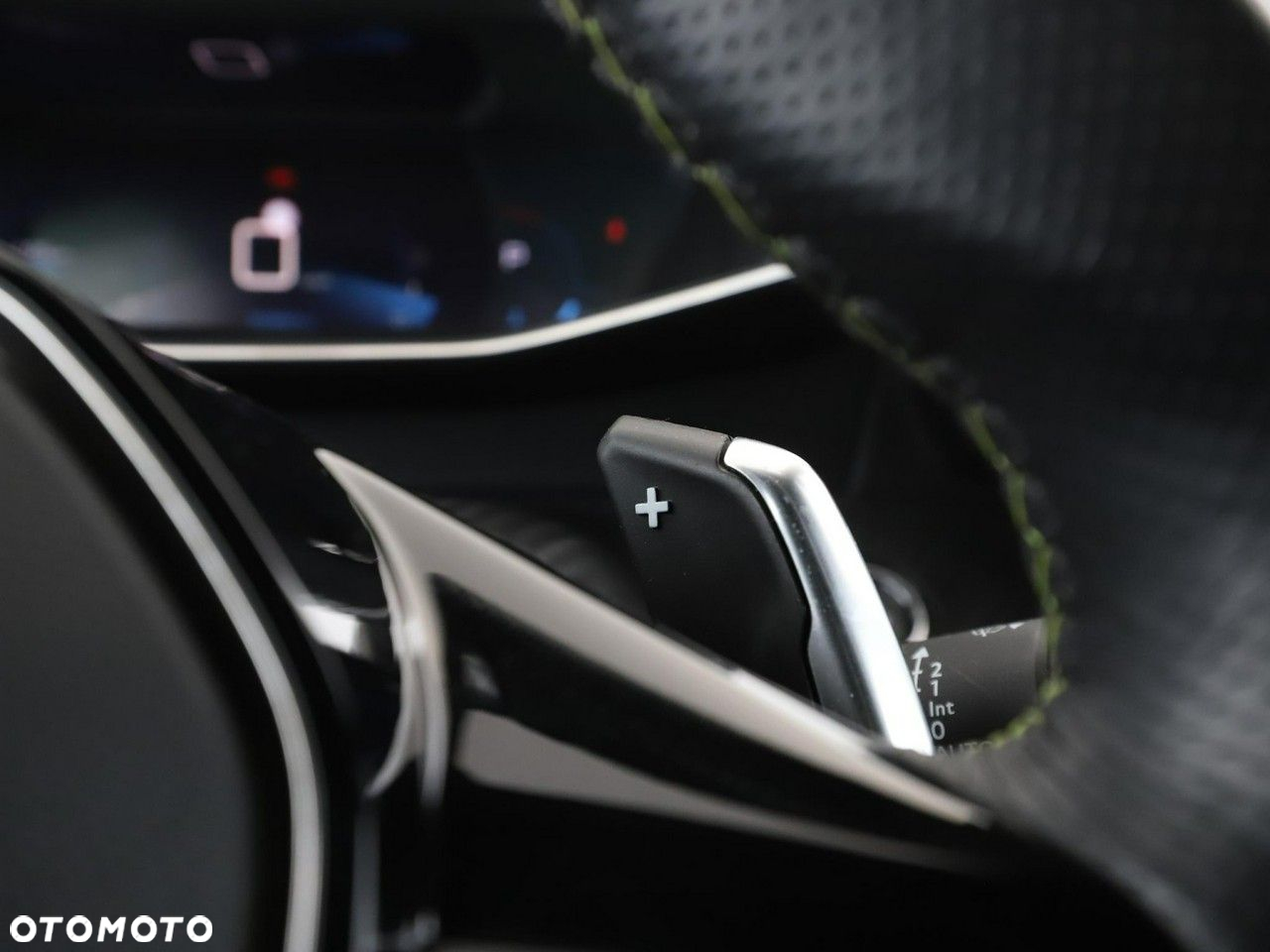 Peugeot 2008 PureTech 130 EAT8 GT - 36