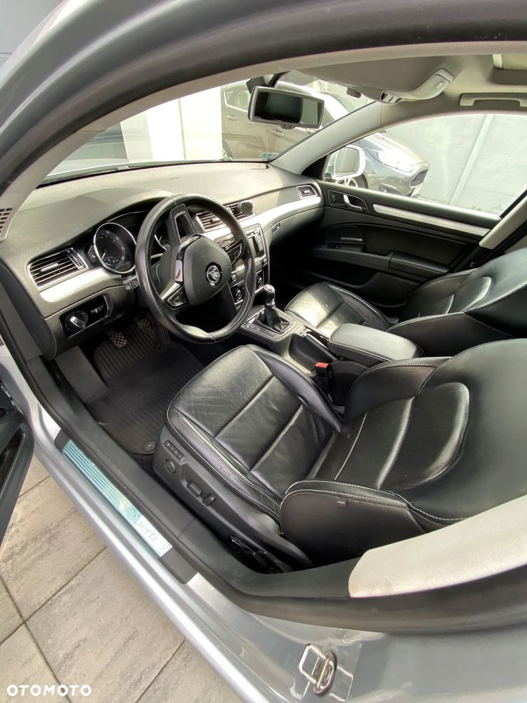 Skoda Superb 1.8 TSI 4x4 Business - 6
