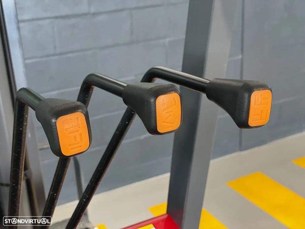 JAC CPD16J Empilhador Elétrico - 9