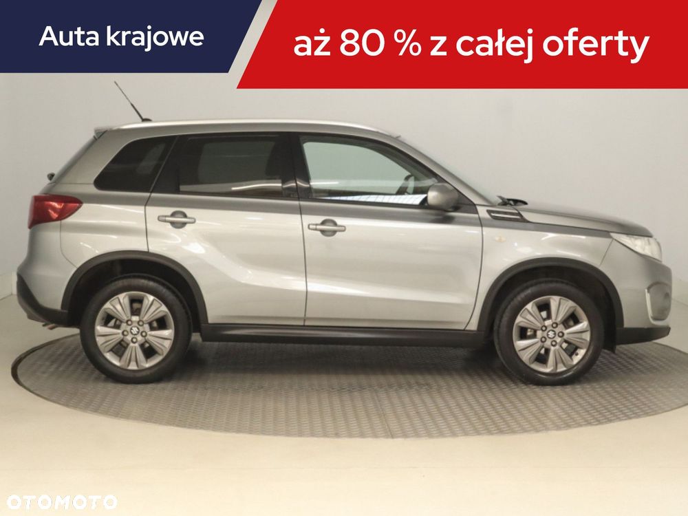 Suzuki Vitara - 8