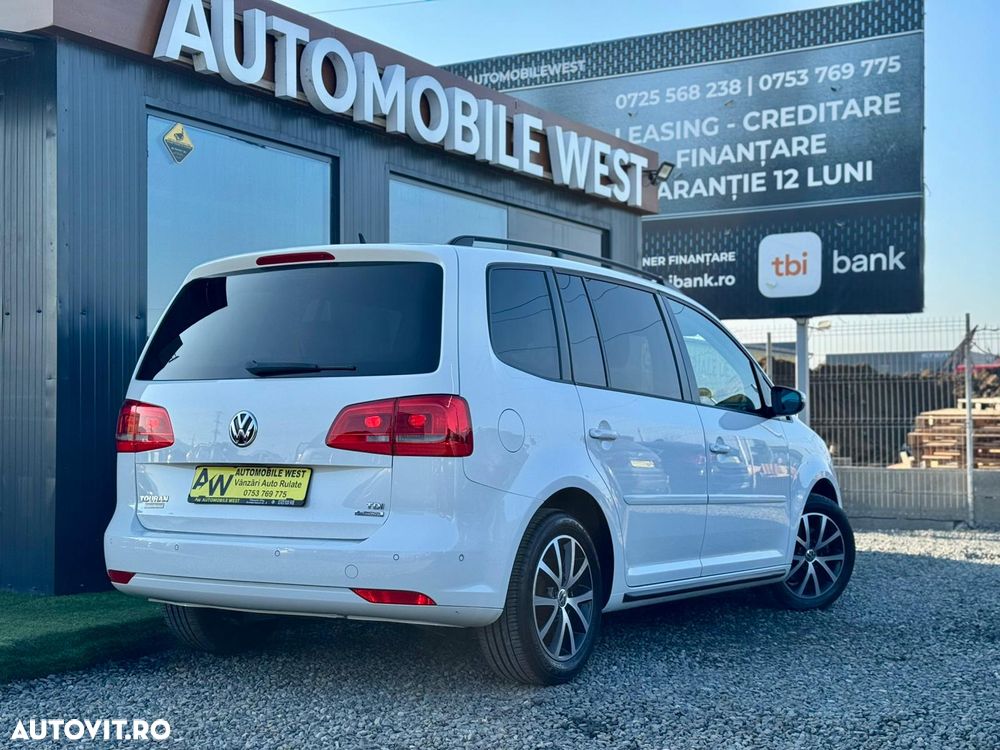 Volkswagen Touran 1.6 TDI DPF BlueMotion Technology Comfortline - 4