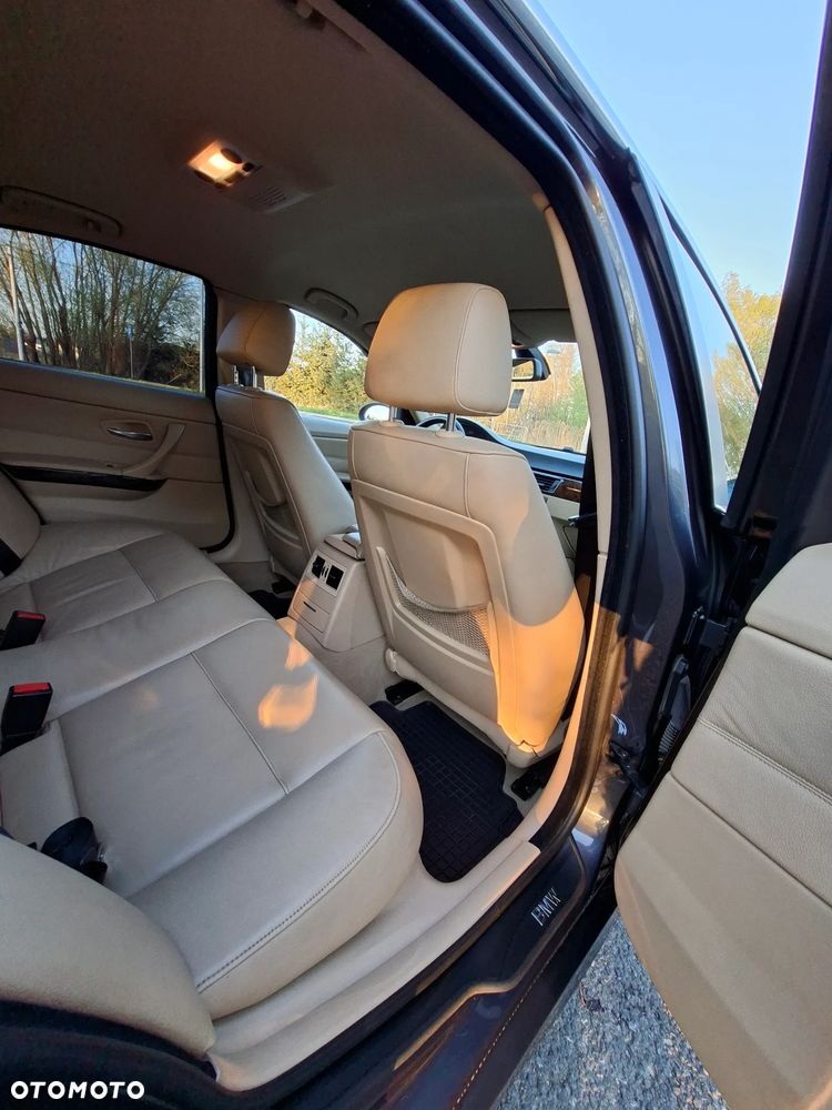 BMW Seria 3 - 31