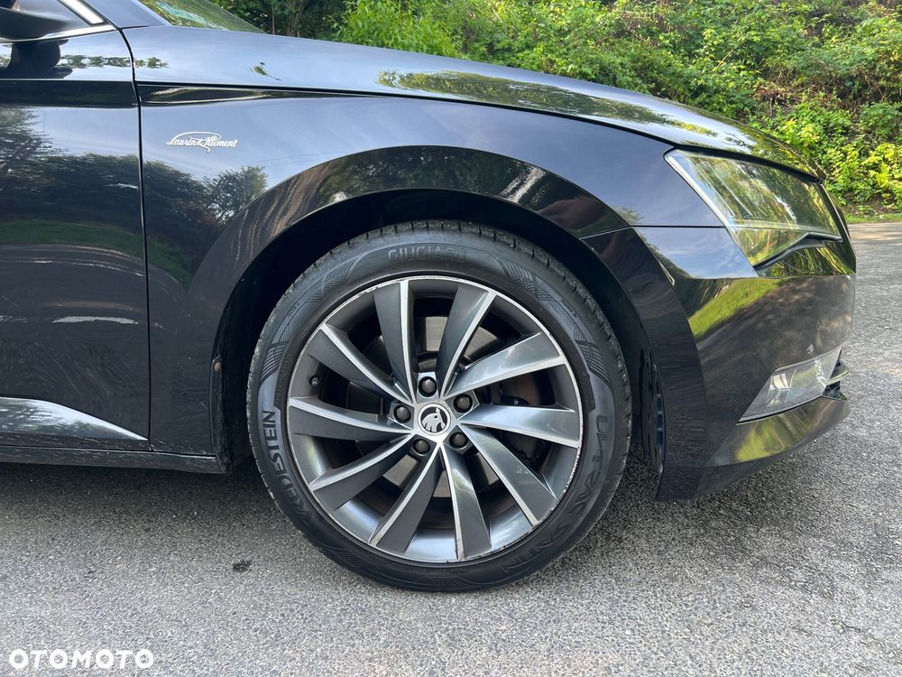 Skoda Superb 2.0 TSI 4x4 L&K DSG - 9