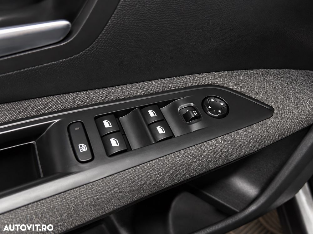 Peugeot 5008 - 14