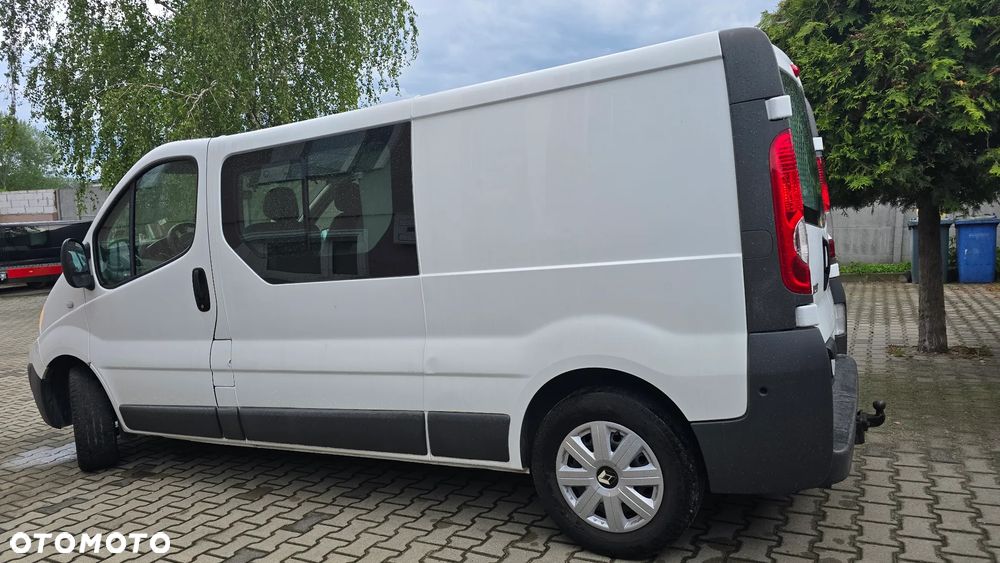 Renault Trafic - 12