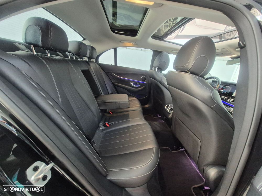 Mercedes-Benz E 300 de AMG Line - 31