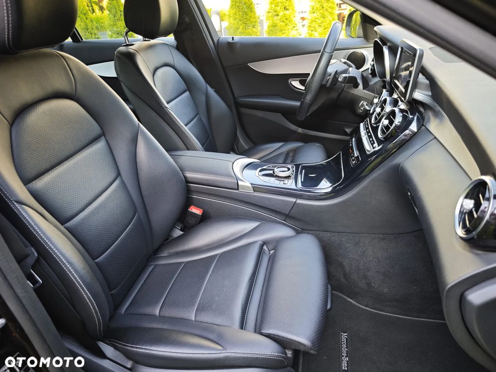 Mercedes-Benz Klasa C 180 9G-TRONIC - 20