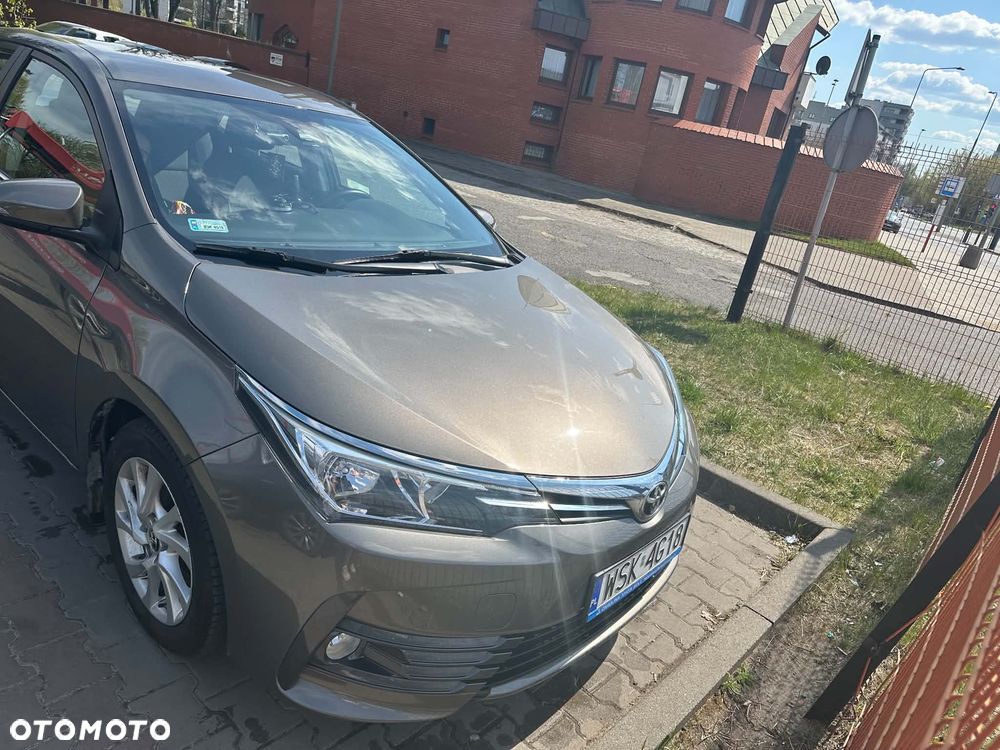 Toyota Corolla 1.6 Comfort - 3