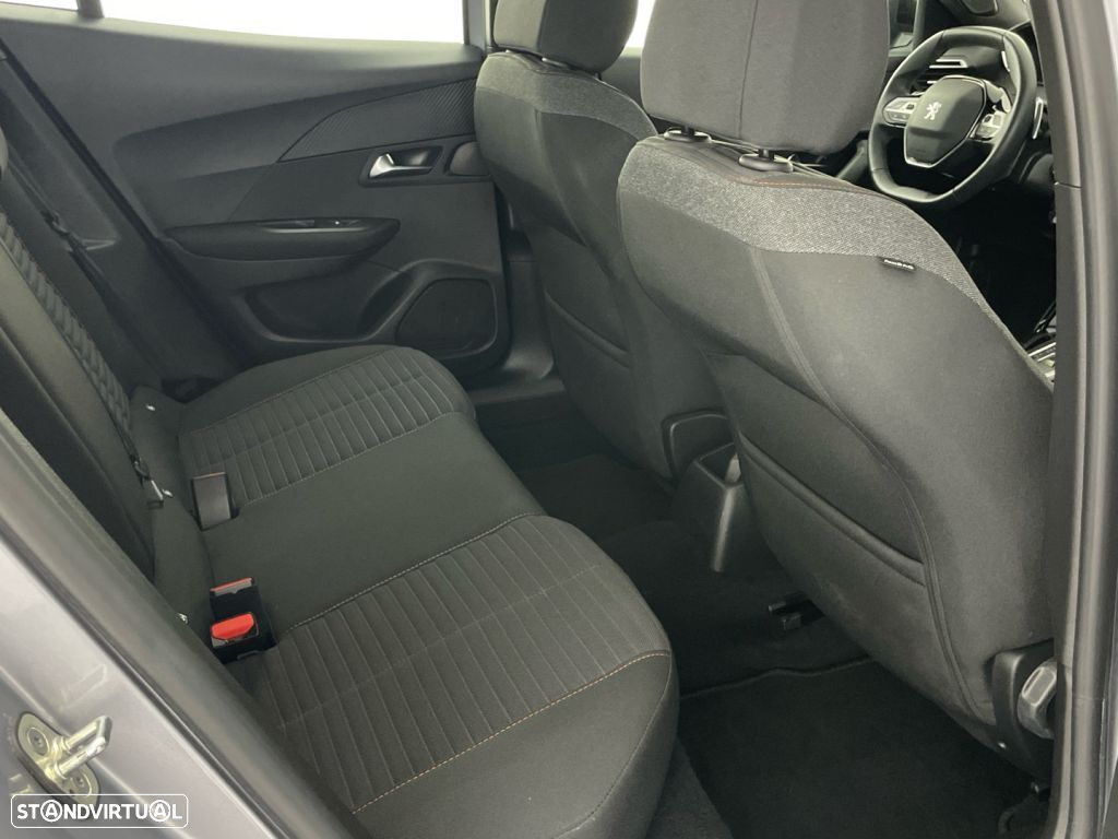 Peugeot 2008 1.5 BlueHDi Active EAT8 - 25