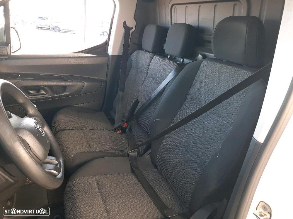 Toyota PROACE CITY 3 LUGARES CX.6 V. - 12