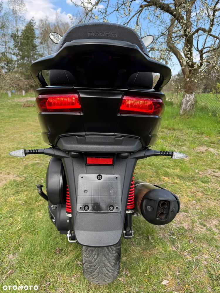 Piaggio MP-3 - 28