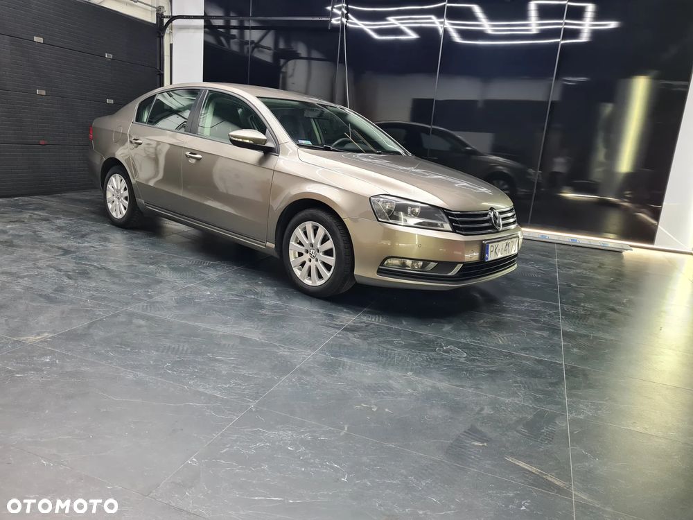 Volkswagen Passat 2.0 TDI Comfortline - 3