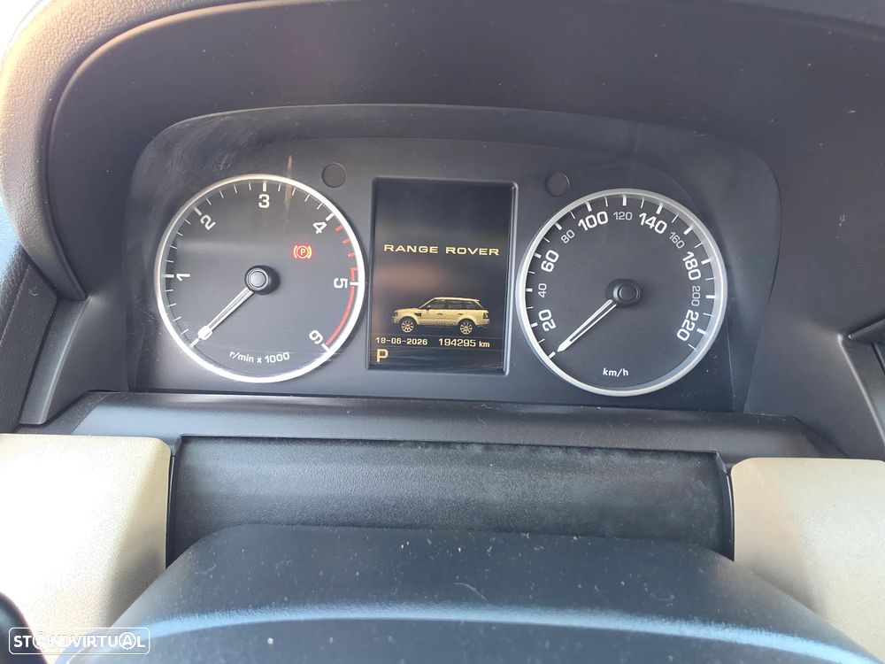 Land Rover Range Rover Sport 3.0 TDV6 HSE - 16