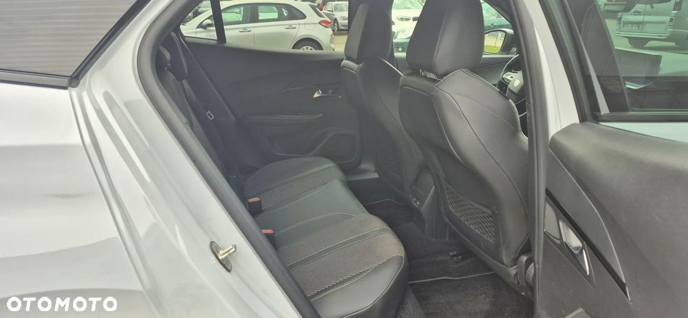 Peugeot 2008 PureTech 130 GT S&S EAT8 - 26