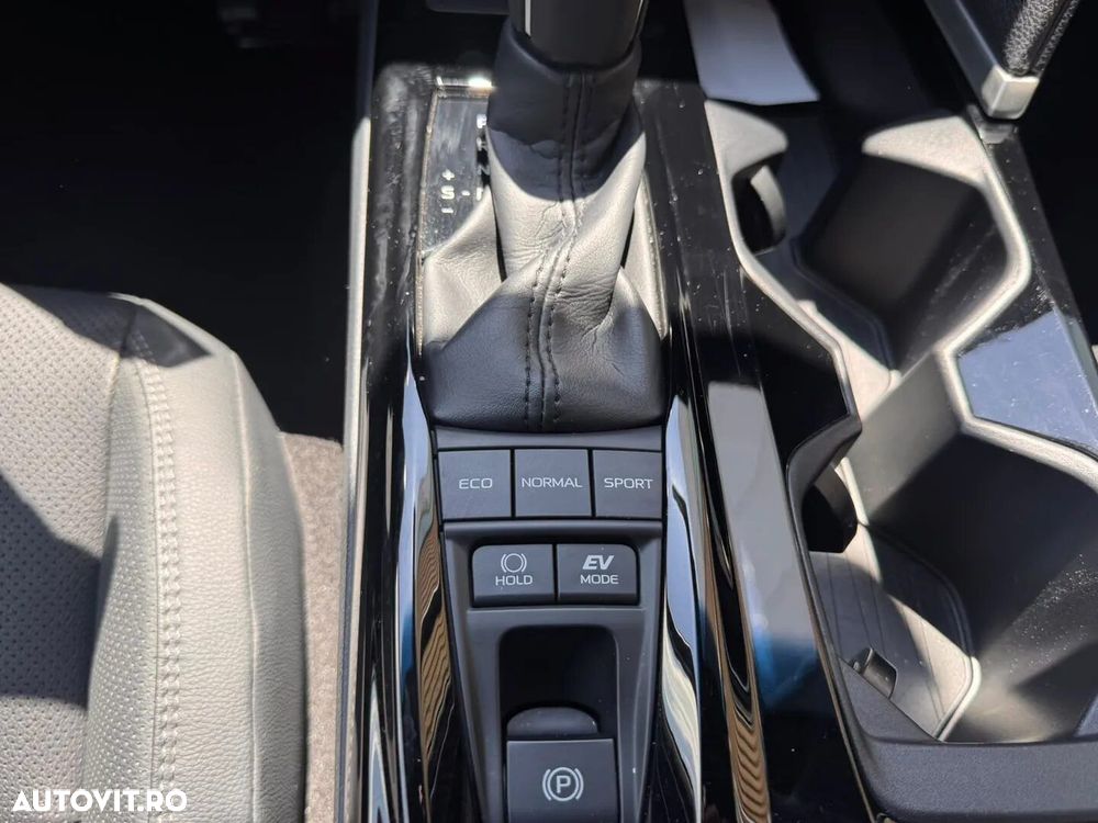TOYOTA Camry 2024 — imagine 14