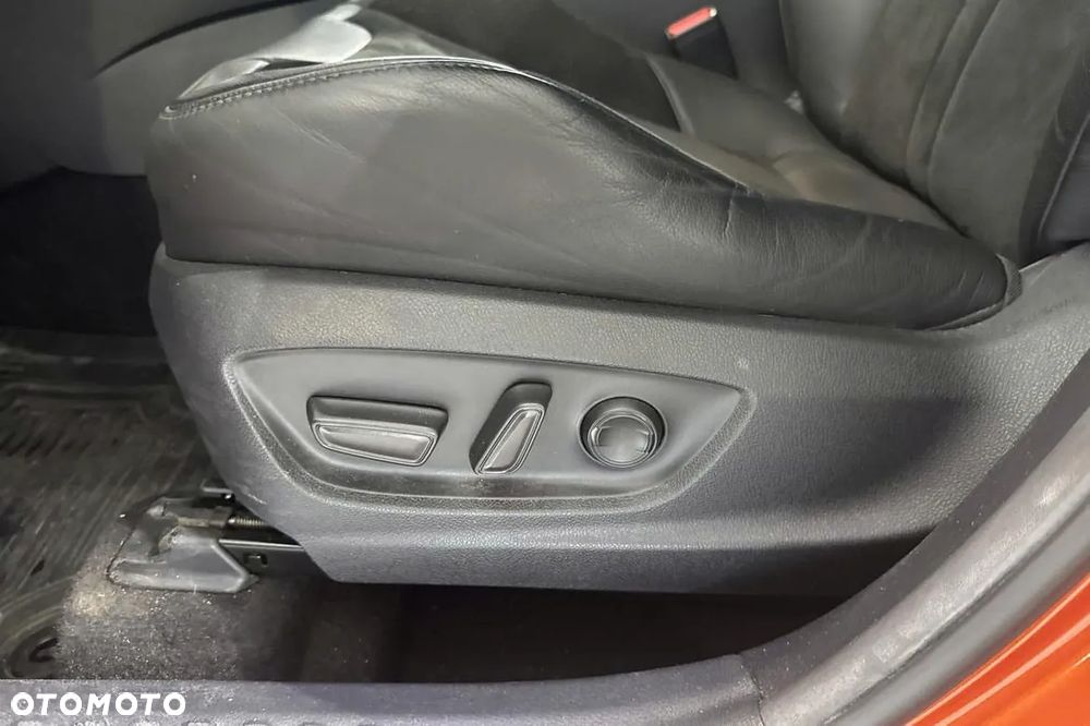 Toyota C-HR 1.8 Hybrid Premium - 22
