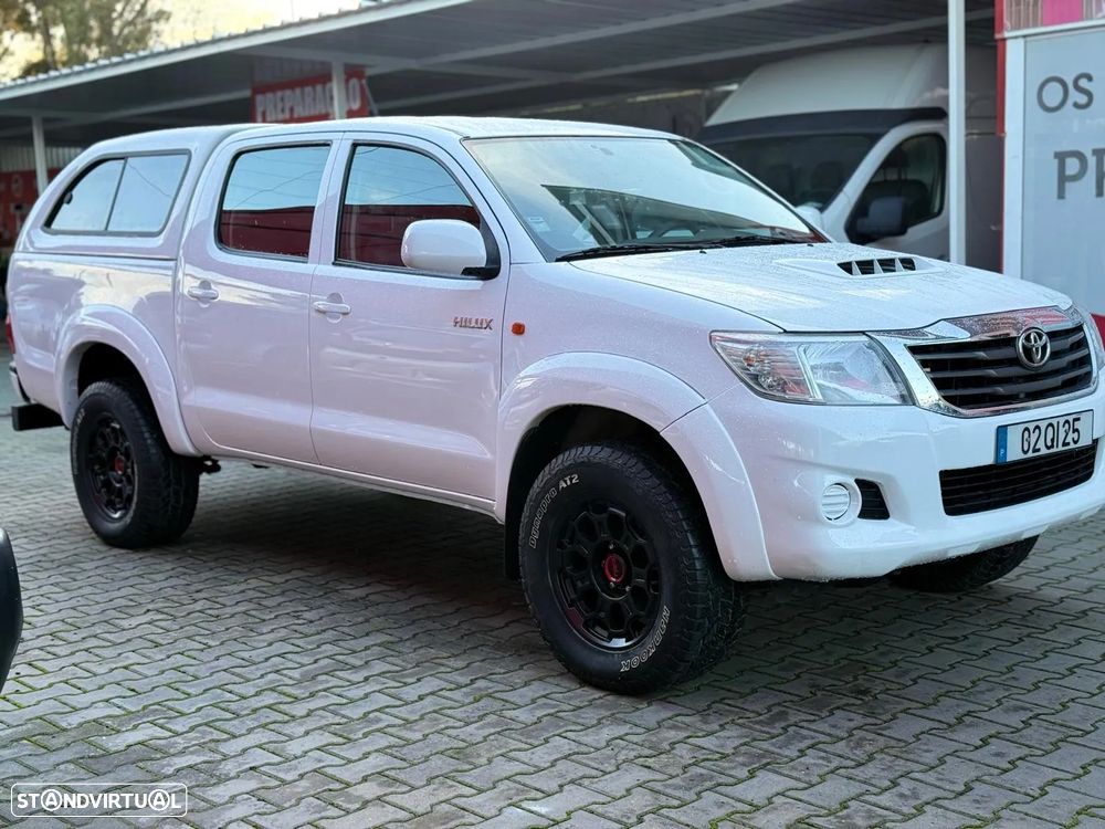 Toyota Hilux - 17