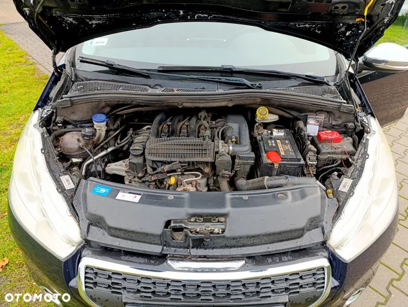 Peugeot 208 1.2 PureTech Style - 17