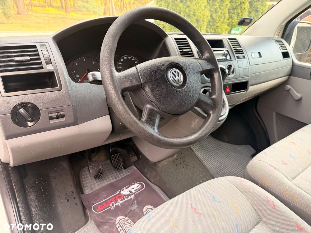 Volkswagen Transporter - 23
