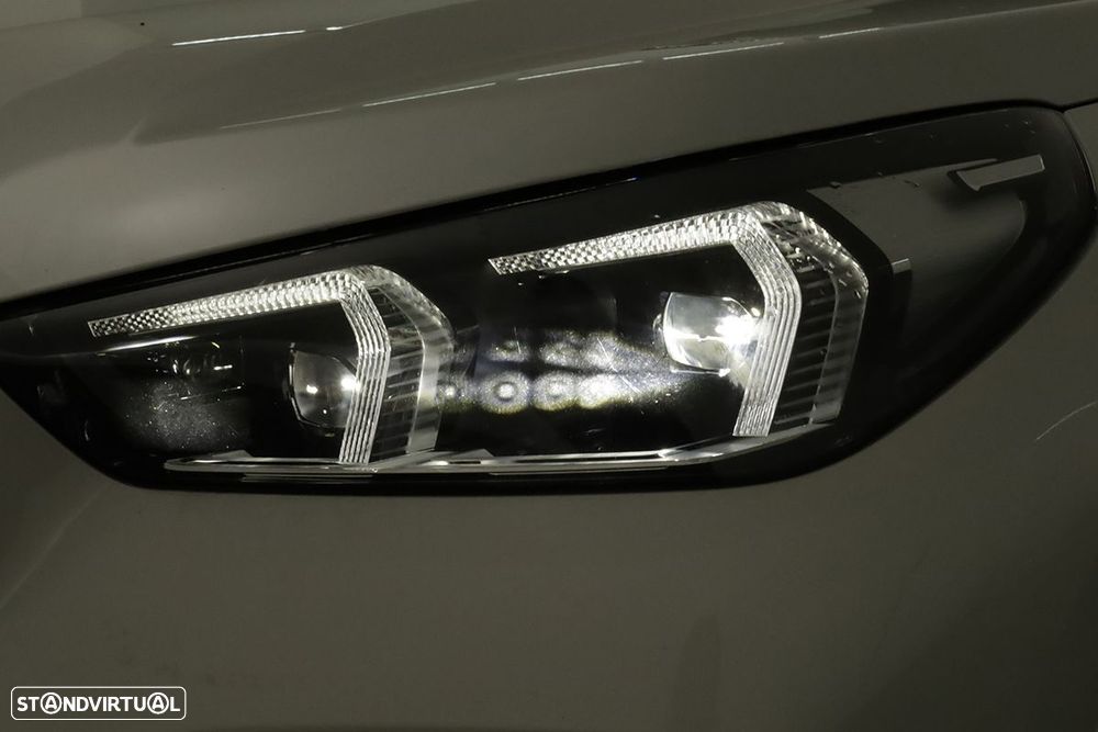 BMW X1 xDrive25e Pack Desportivo M - 6