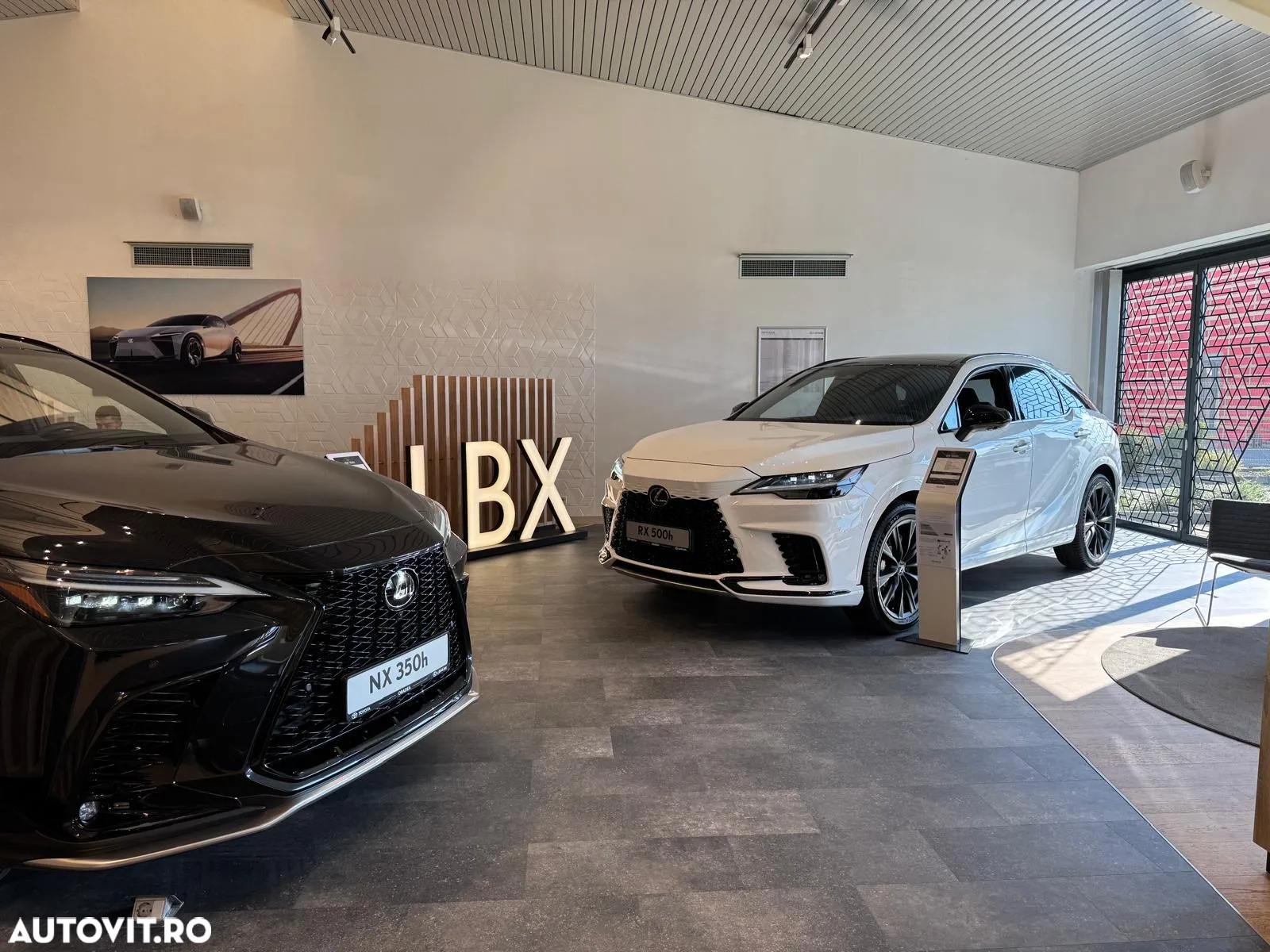 Lexus LBX 1.5 HEV 4x2 CVT Relax - 40