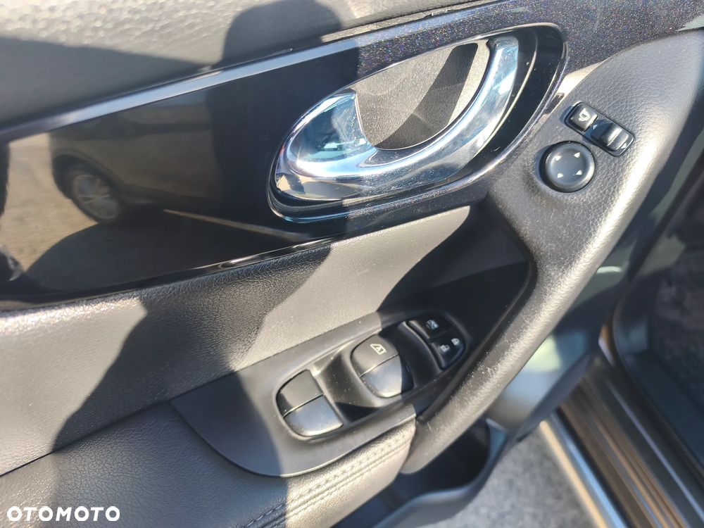 Nissan Qashqai 1.2 DIG-T 360 - 10