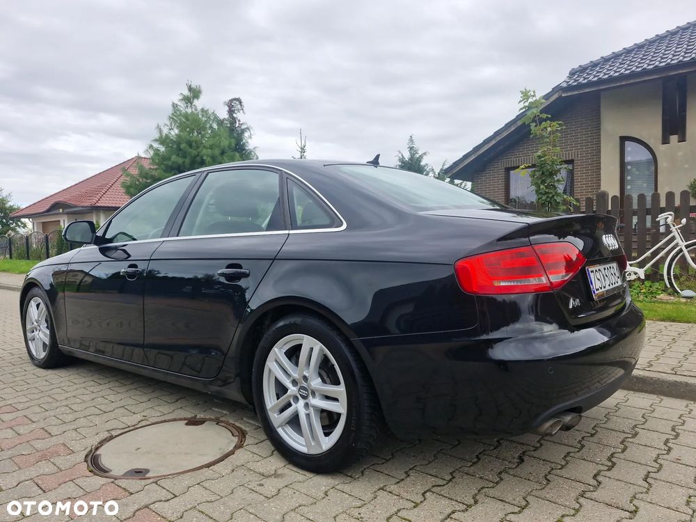 Audi A4 Limousine - 21
