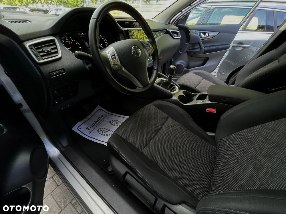 Nissan Qashqai 1.6 DIG-T N-Connecta - 20