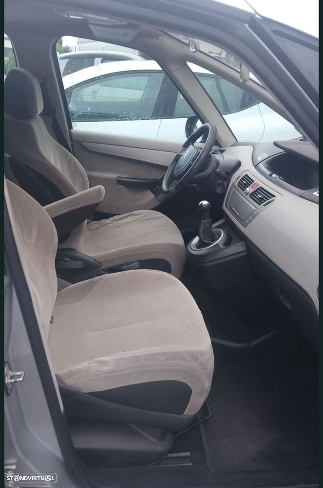 Citroën C4 Grand Picasso - 4