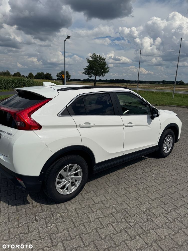 Mitsubishi Eclipse Cross - 5