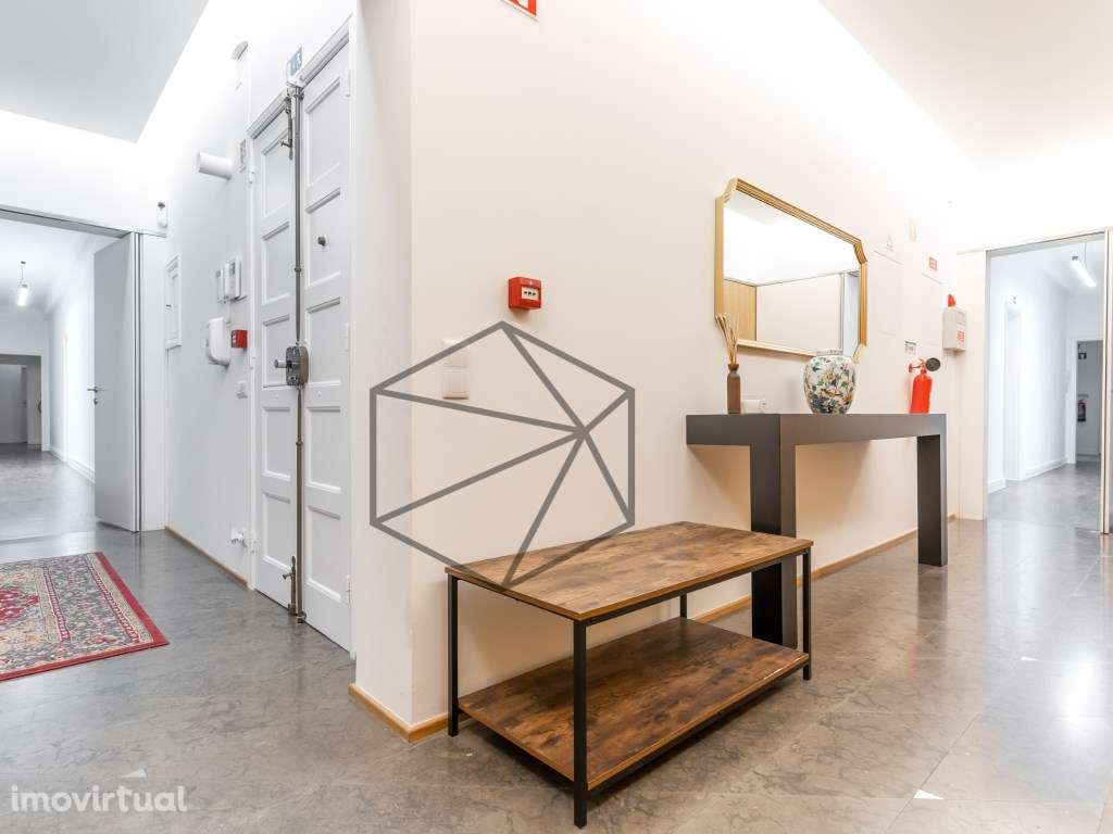 Escritorio na Avenida Antonio Augusto Aguiar - Grande imagem: 4/18