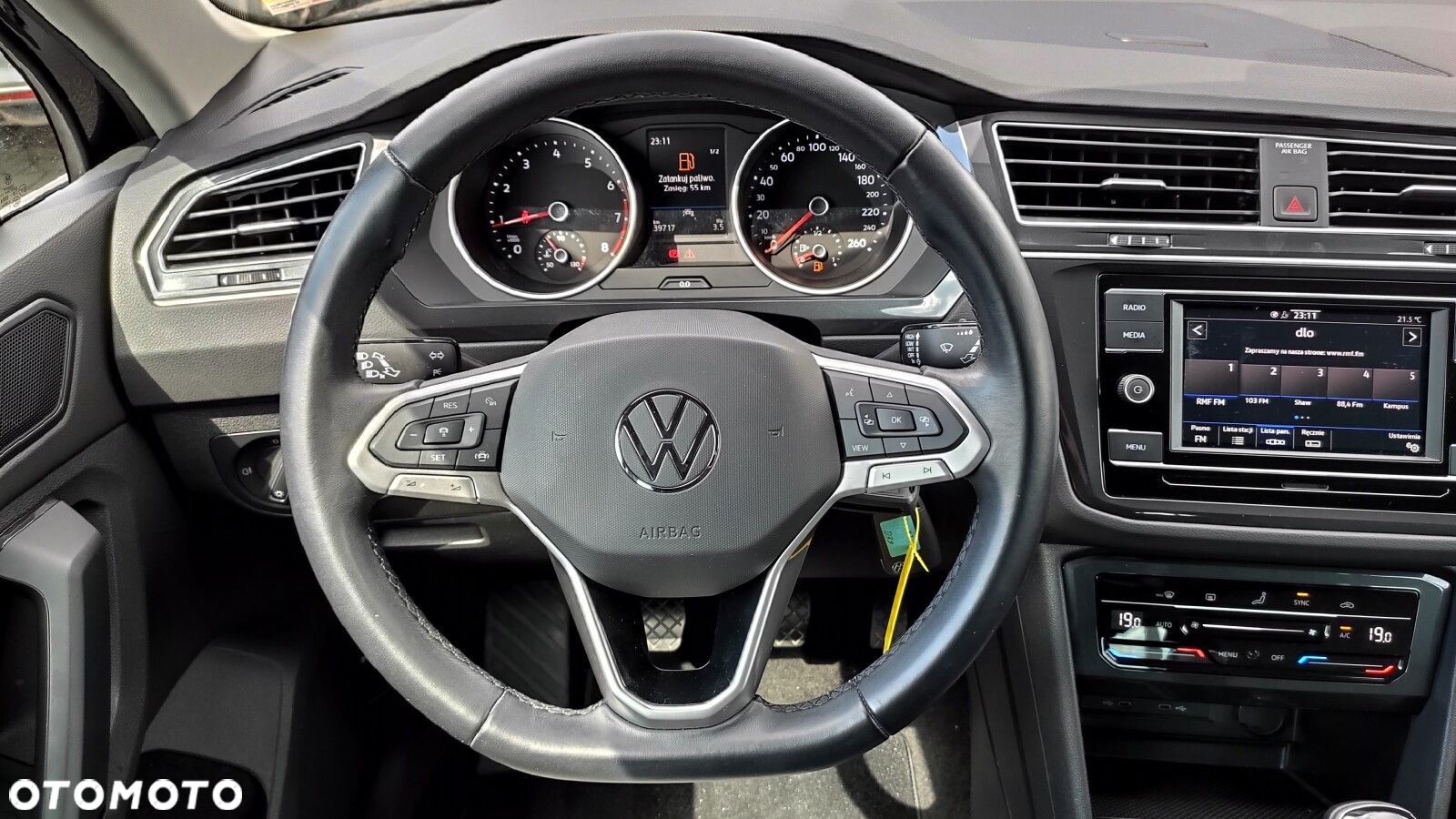 Volkswagen Tiguan - 13