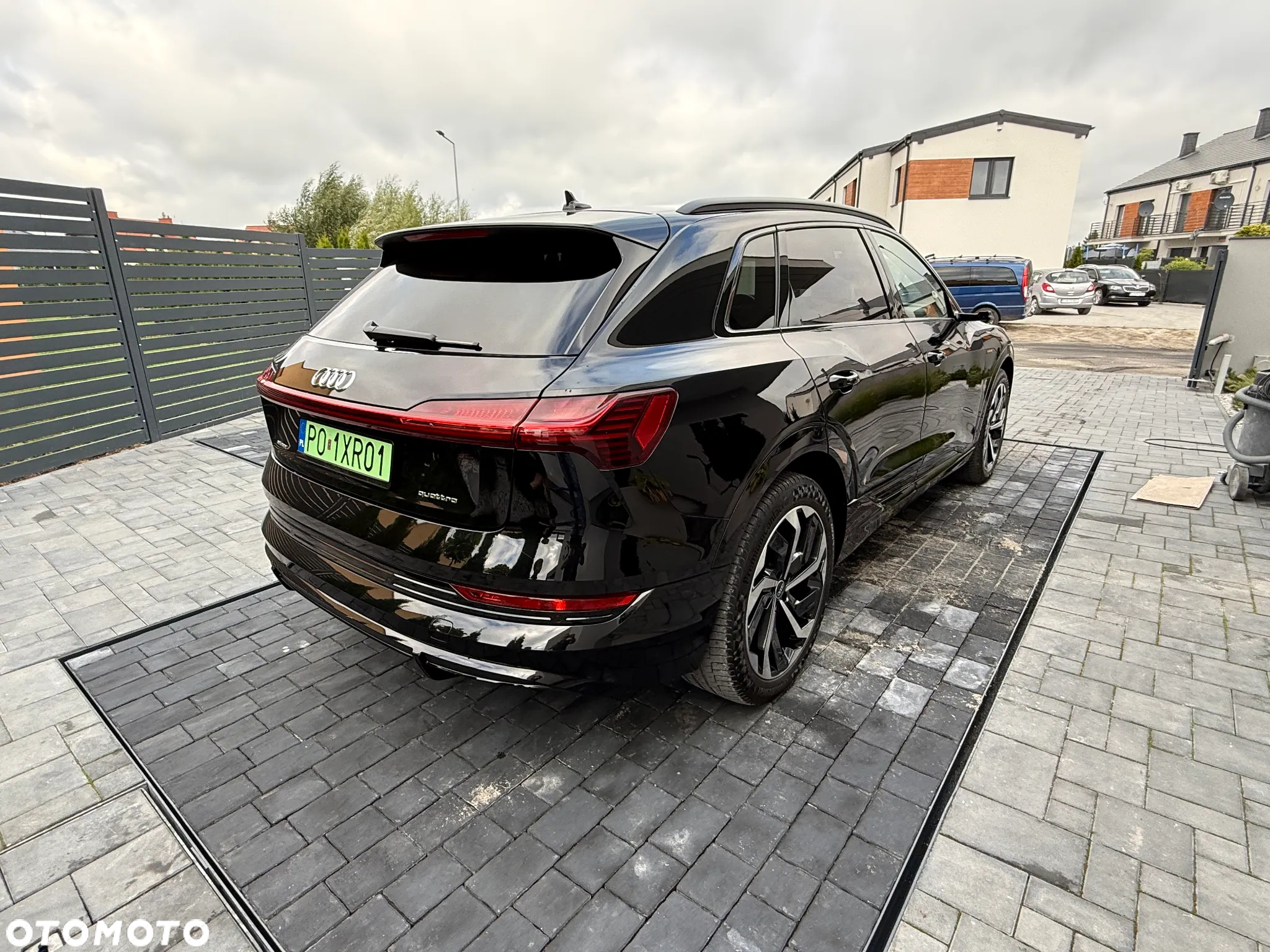 Audi e-tron 55 Quattro S Line - 4