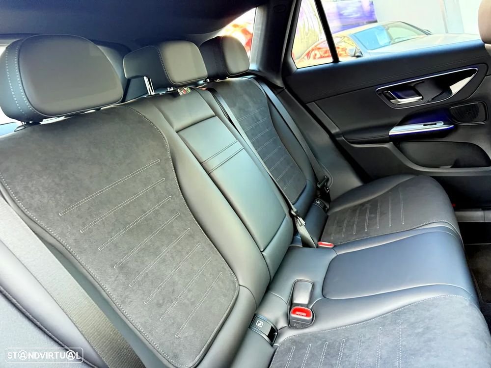 Mercedes-Benz GLC 300 de 4Matic - 30