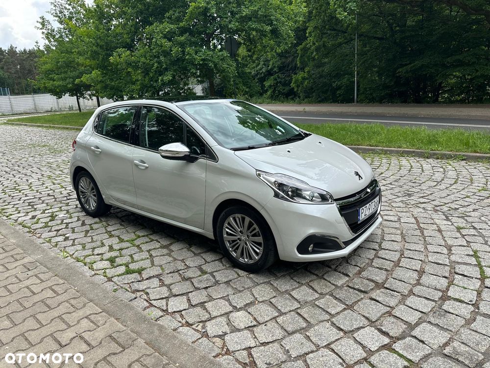 Peugeot 208 1.2 PureTech GPF Allure S&S EAT6 - 2