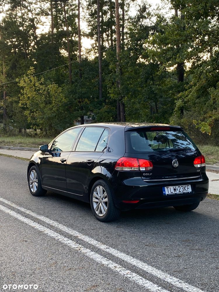 Volkswagen Golf VI 1.6 TDI Comfortline - 4