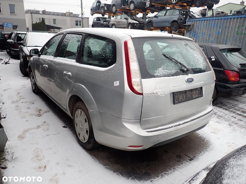 CZĘŚCI - Ford Focus II MK2 1,6 16V 74KW 100KM KOMBI LIFT FL lakier 03 Moondust Silver 2008r. INDEX - 9839 - 3