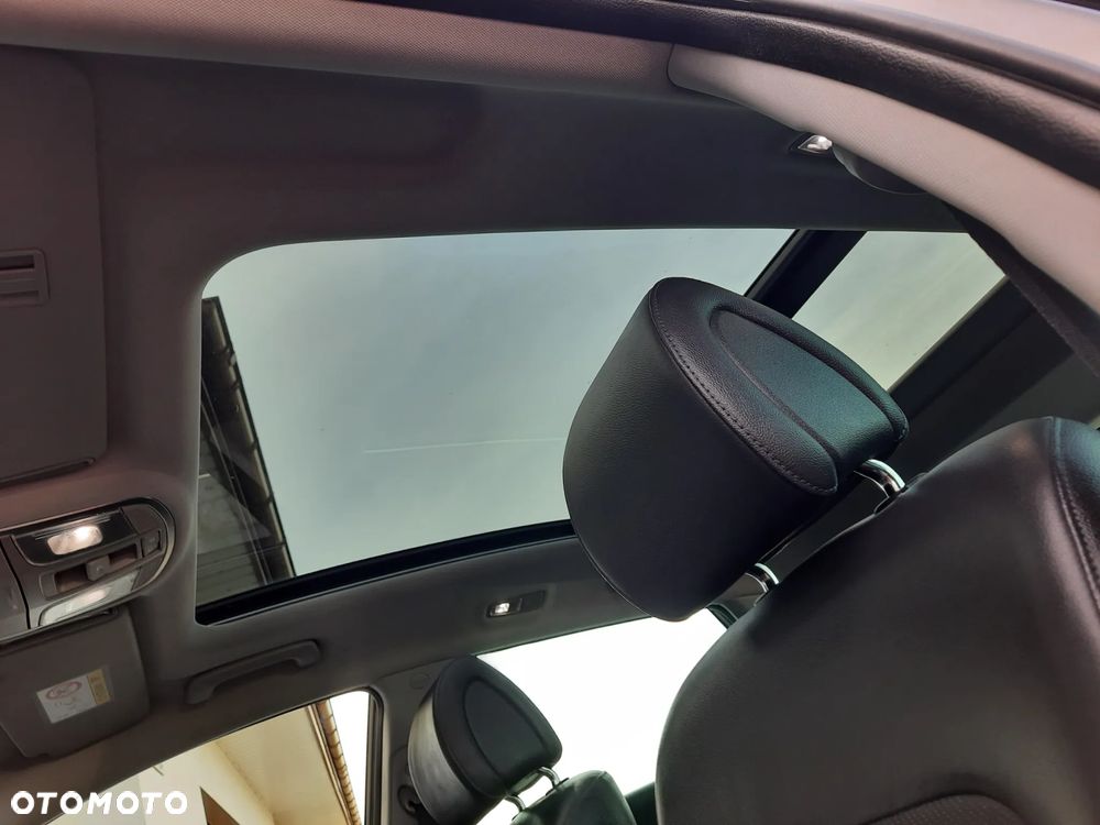 Hyundai Tucson 1.6 GDi 2WD Premium - 24
