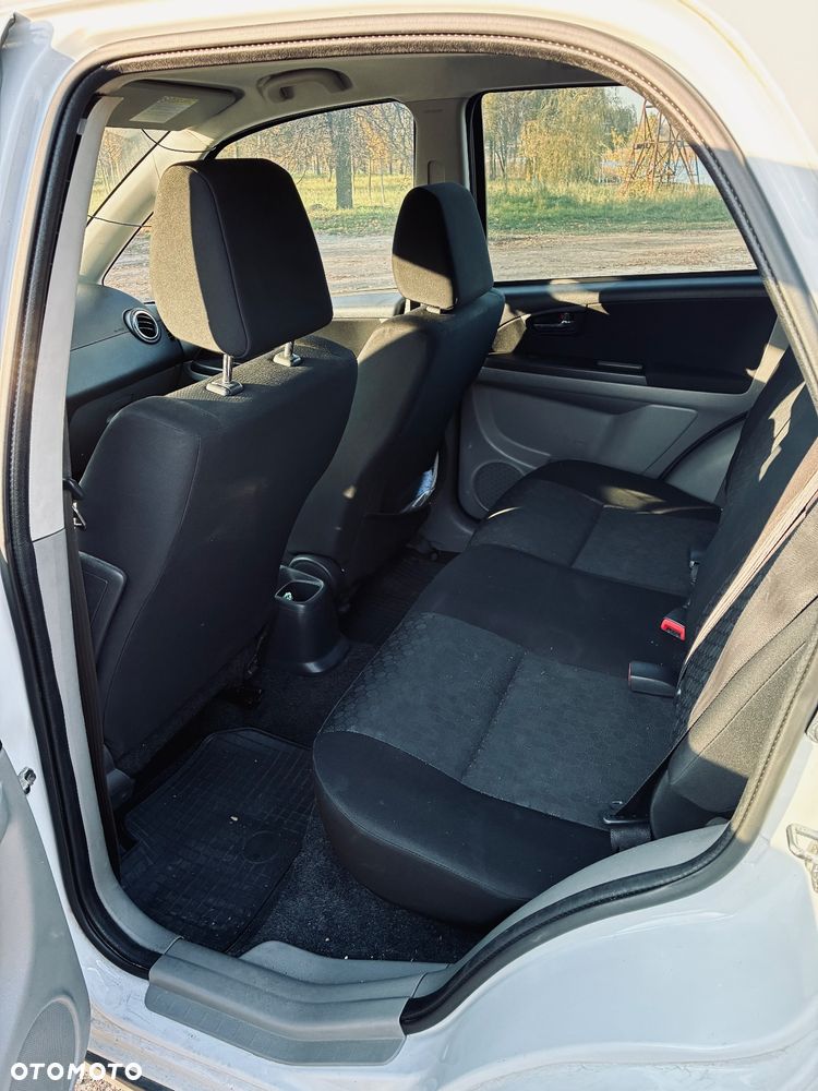 Suzuki SX4 1.6 Premium 4WD - 7