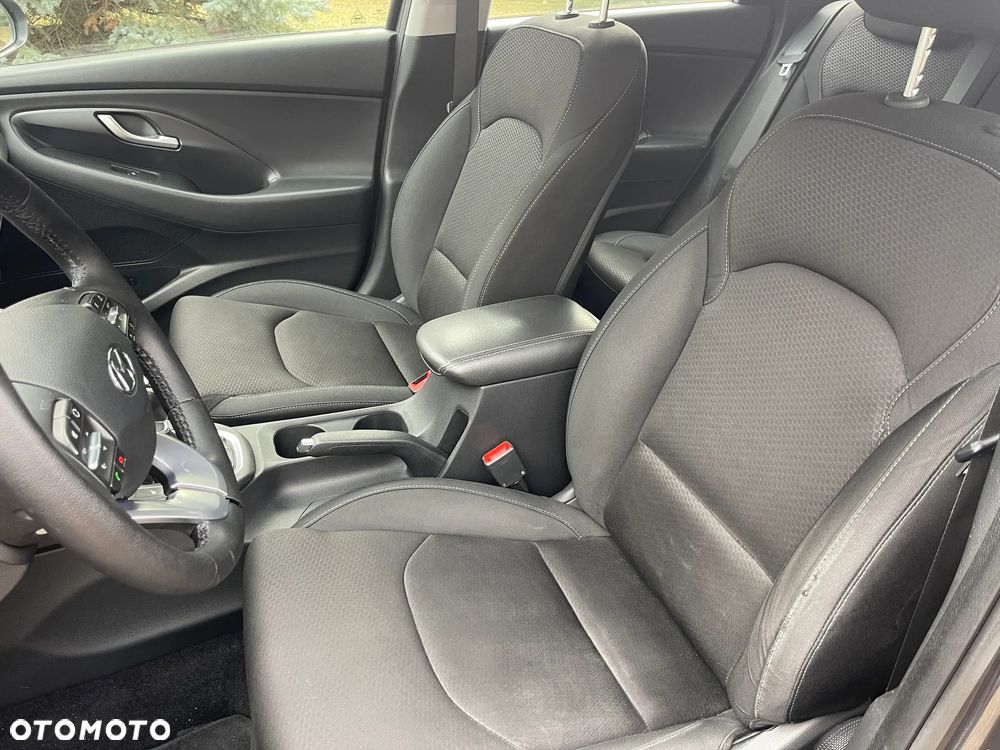 Hyundai i30 1.6 CRDi Fifa World Cup Edition - 8