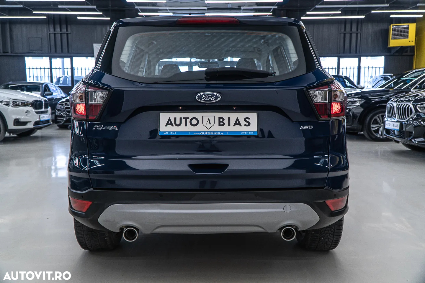 Ford Kuga 2.0 TDCi 4WD Powershift Titanium - 25